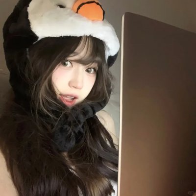 我和他都是新郎。封面