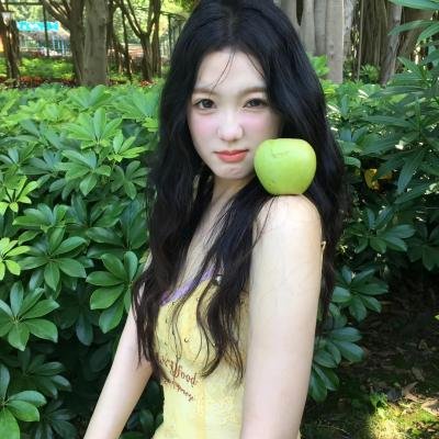 男人四十只春一张嘴封面