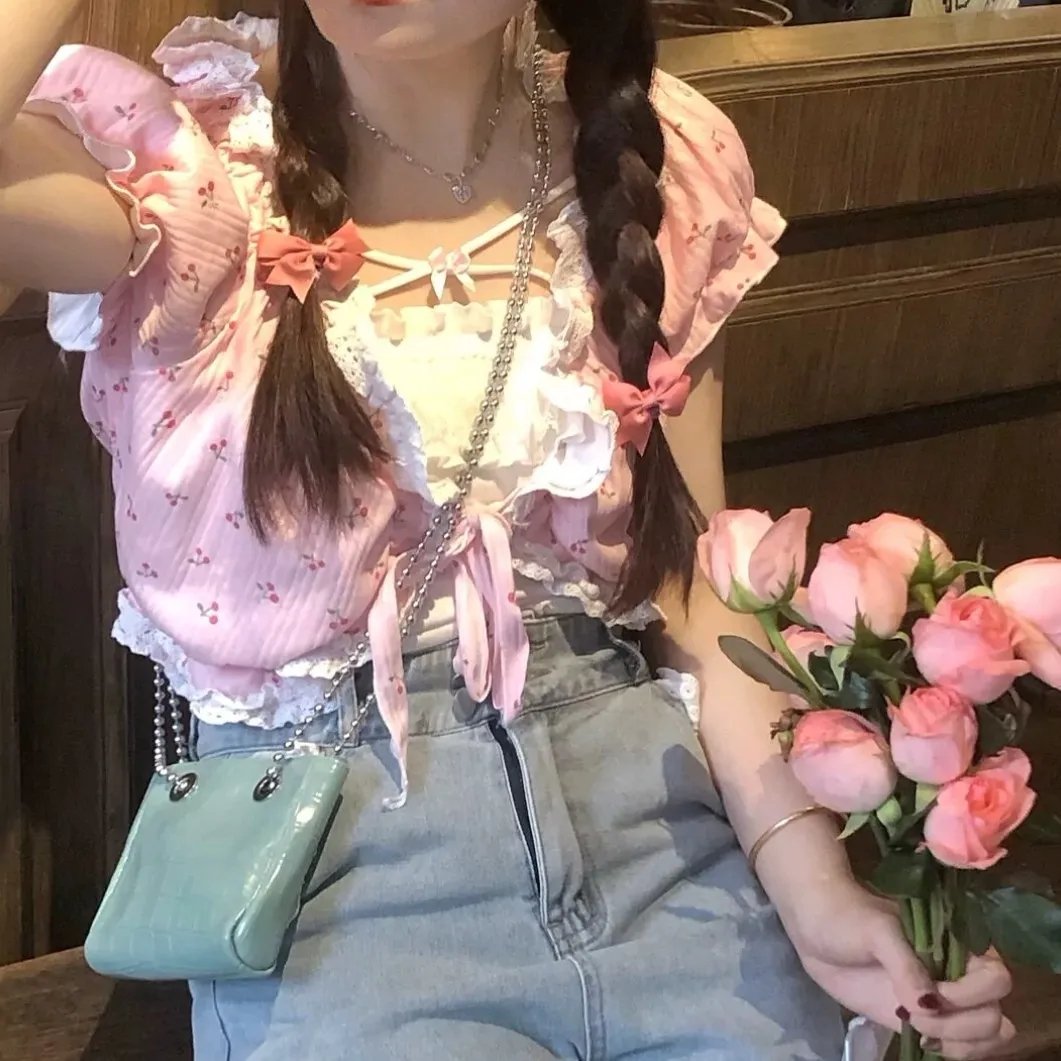 暗红封面
